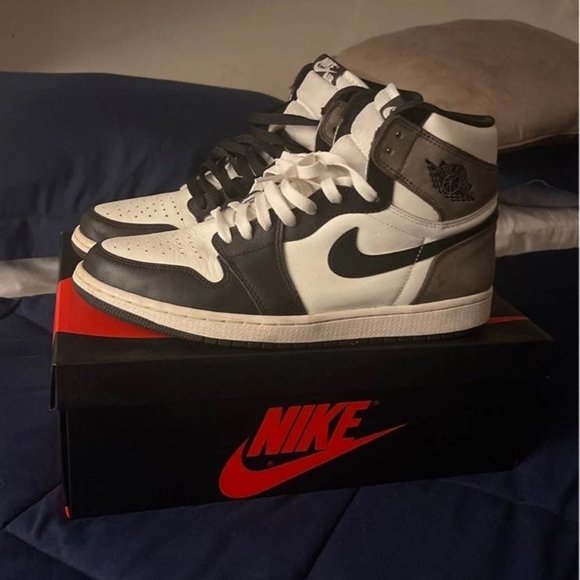 Air Jordan 1 mocha